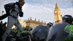 Police-state tactics against protesters in Britain